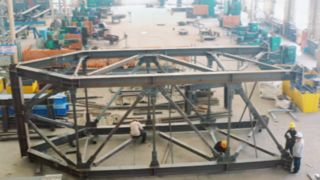 Processing video of steel corridor-type structures